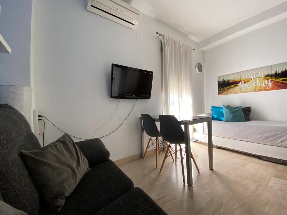 Studio City Center - Aloha Sevilla Extérieur photo