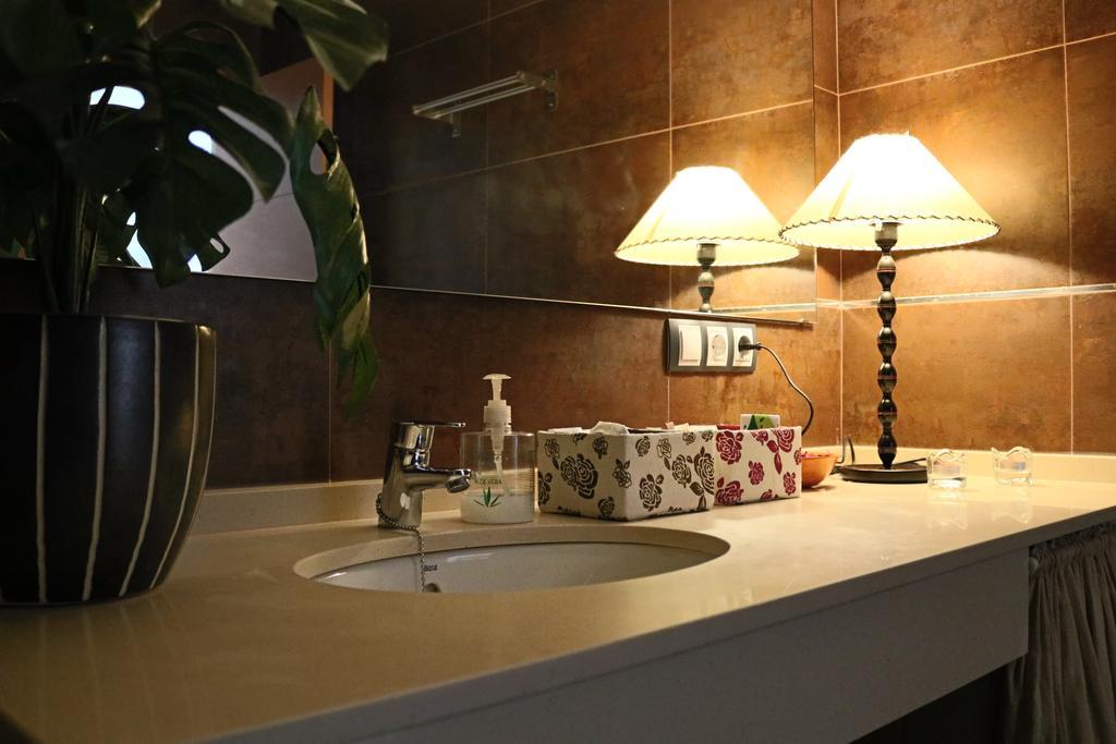 Studio City Center - Aloha Sevilla Extérieur photo